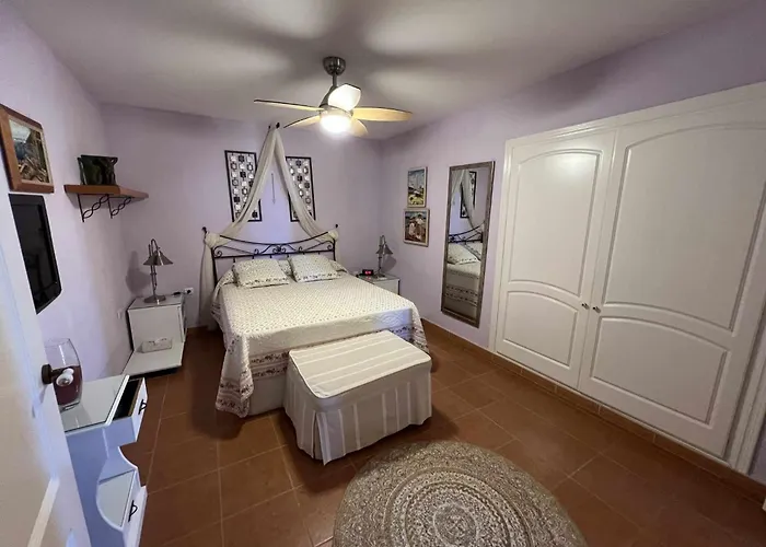 Appartement La Carihuela A 5 Minutos De La Playa,vistas Al Mar Torremolinos