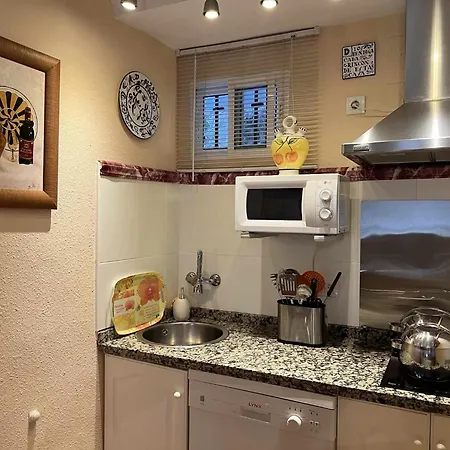 La Carihuela A 5 Minutos De La Playa,vistas Al Mar Apartment