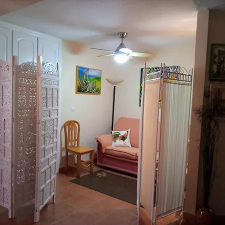 Apartamento La Carihuela A 5 Minutos De La Playa,vistas Al Mar