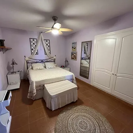 Apartamento La Carihuela A 5 Minutos De La Playa,vistas Al Mar Torremolinos