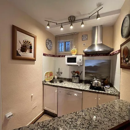 Appartement La Carihuela A 5 Minutos De La Playa,vistas Al Mar